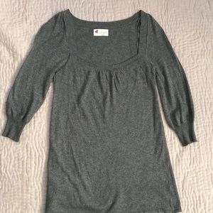 Springfield knit tunic.